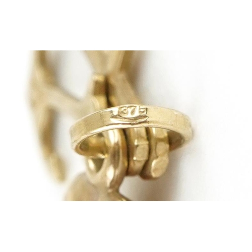 3389 - 9ct gold Faith, Hope & Charity charm, 1.6cm high, 0.7g