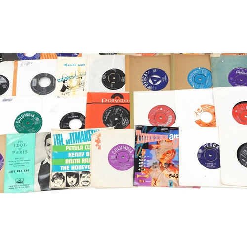 1495 - Large collection of 45rpm records