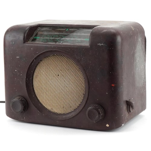 2286 - Vintage Bush brown Bakelite radio, 24cm H x 30cm W x 28cm D