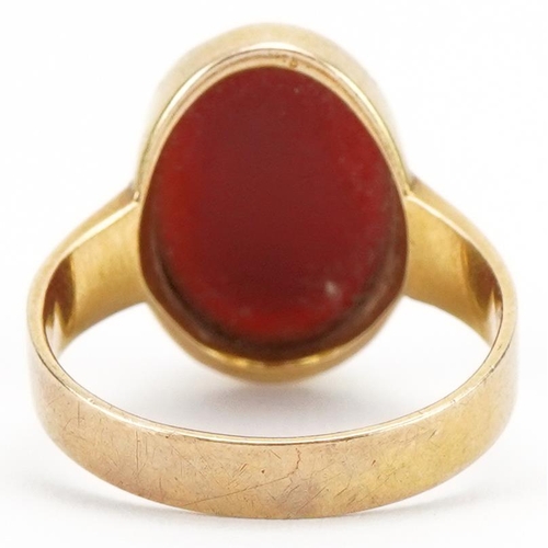 3453 - Antique unmarked gold cameo shell and carnelian ring carved with a maiden, size O, 4.5g