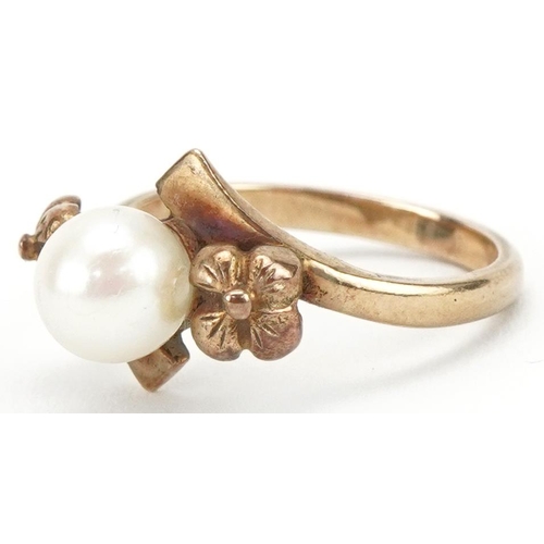 3264 - 9ct gold cultured pearl ring with naturalistic setting, size I, 2.3g