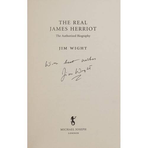 2347 - First edition hardback books including Jilly Cooper Class with signed photograph, The Reals James He... 