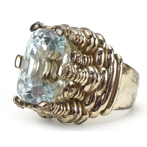 3285 - Heavy Modernist 9ct gold aquamarine ring, the aquamarine approximately 16.30mm x 11.0mm, size O/P, 2... 