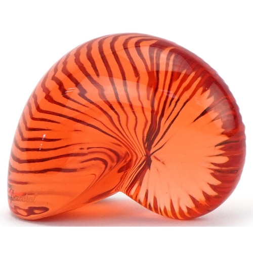 18 - Baccarat amber glass paperweight in the form of a shell, 6cm in length