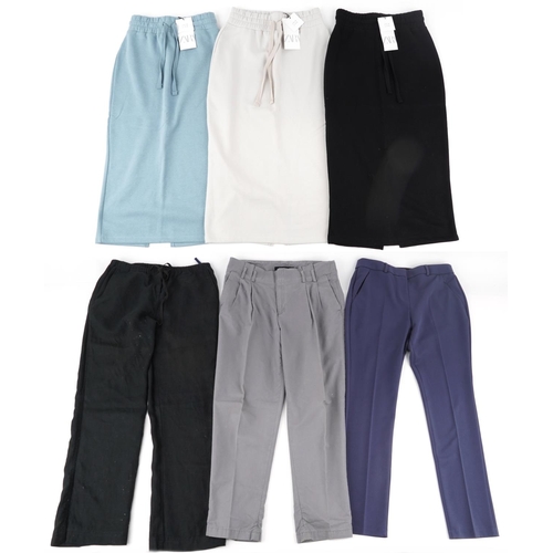 1465 - Six pairs of ladies trousers, some as new, mostly Zara