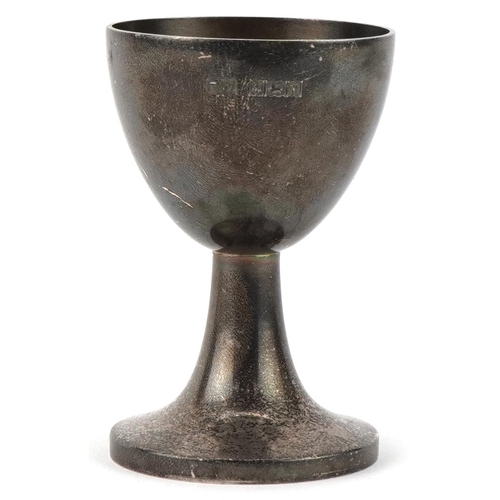 453 - Robert Welch, Arts & Crafts style silver eggcup, Birmingham 1971, 7cm high, 61.2g