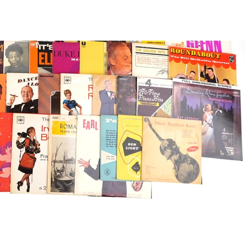 643 - Predominantly jazz vinyl LPs including Max Collie, Peter Nero, Teddy Wilson and Kenny Ball