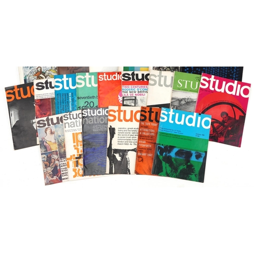 2313 - Collection of vintage Studio and Studio International art photography magazines
(PROVENANCE: Estate ... 