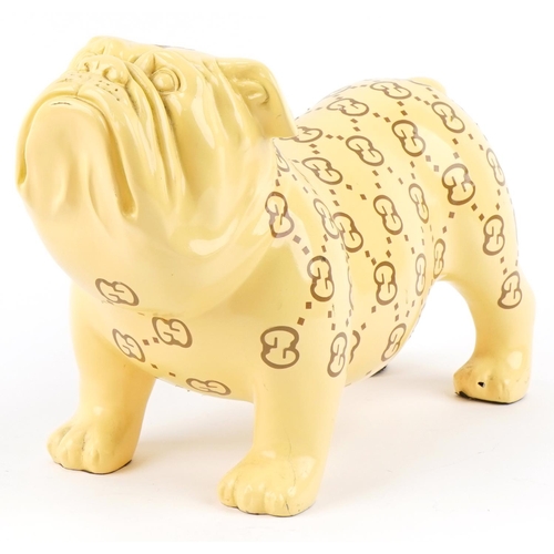 1141 - Gucci style study of a Bulldog, 36cm in length