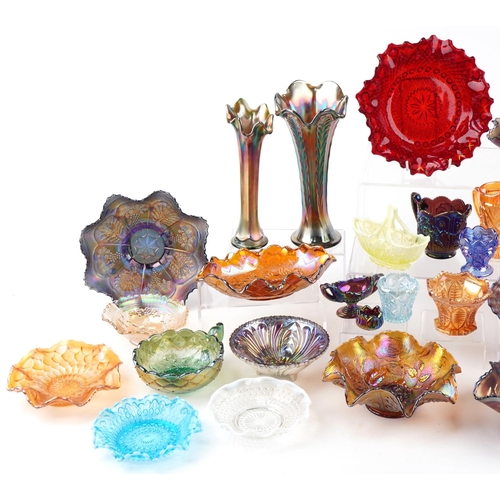 1170 - Quantity of carnival glass including bowls, vases and cups