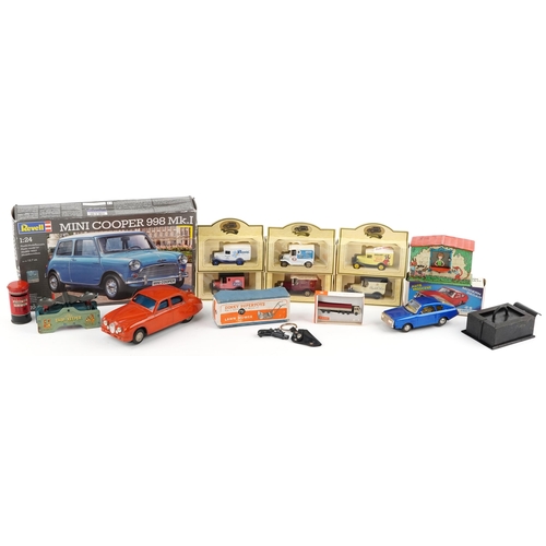 2050 - Vintage and later toys including Mini Cooper 998 MK1 model kit by Revell, tinplate models and a fric... 