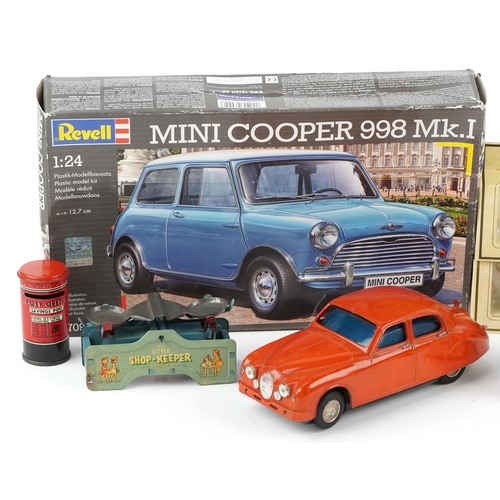 2050 - Vintage and later toys including Mini Cooper 998 MK1 model kit by Revell, tinplate models and a fric... 