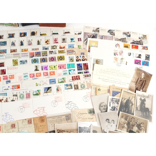 2267 - Collection of ephemera including social history photographs, stamps, first day covers and postcards