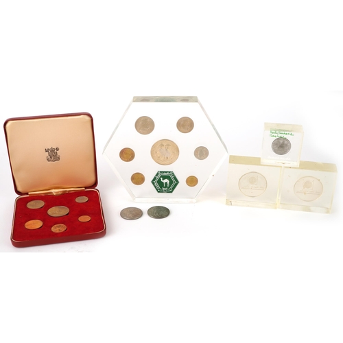 2117 - Islamic, including Kuwaiti coins, some encased in Perspex, including a boxed set to include Gulf Int... 