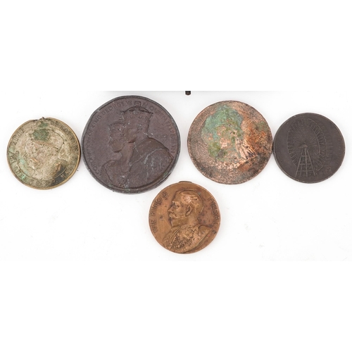 2164 - 19th century and later coronation and commemorative medallions including a large boxed bronze medall... 