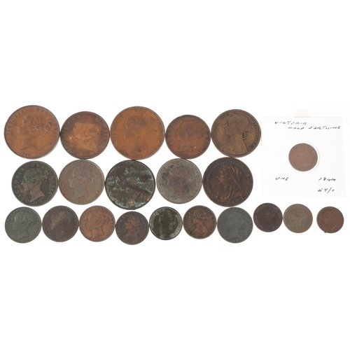 2161 - 19th century Victorian copper coinage including pennies, half pennies, farthings and half farthings