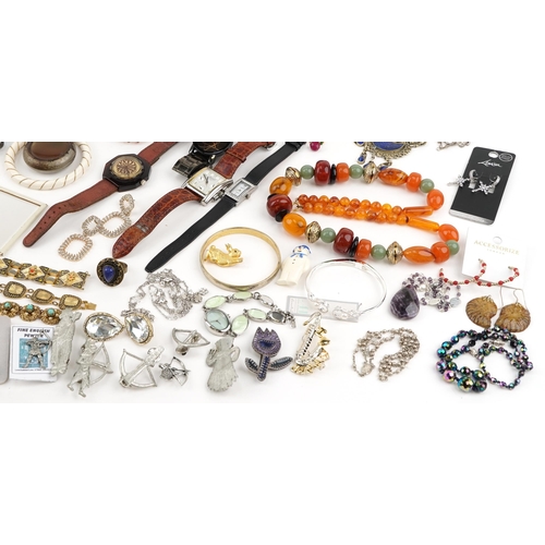 3397 - Vintage and later jewellery and wristwatches including brooches, necklaces and bangles