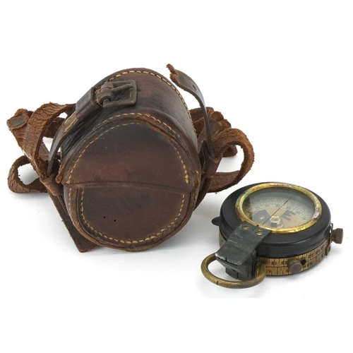 2675 - World War I military prismatic marching compass, probably by Ross Ltd, London, with original bronzed... 