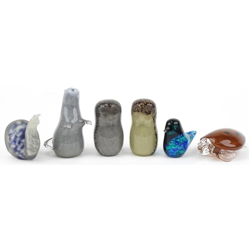 521 - Mixed group of glass animal figurines including three by Wedgwood, the largest 14cm high