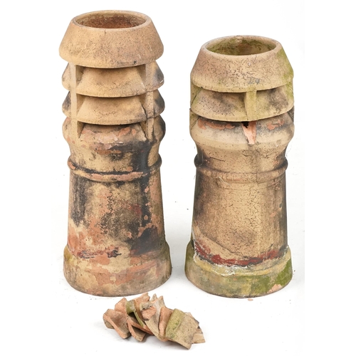 1042 - Pair of terracotta chimney pots (Faults)