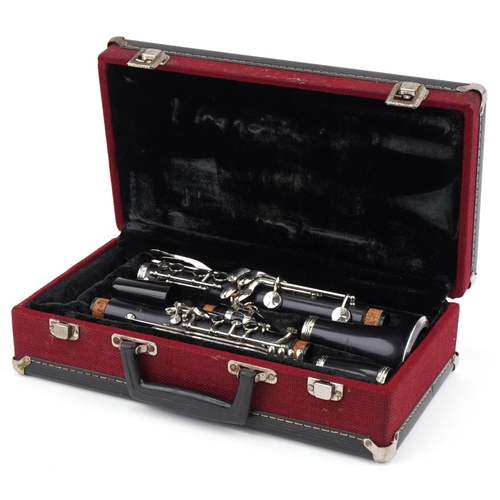 621 - Artley ATS Prelude Student clarinet circa 1969, made in the USA, with original fitted case, the clar... 