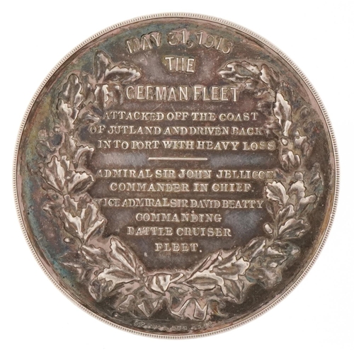 2680 - Military interest silver Jutland medallion To the Glorious Memory of Those Who Fell That Day May 31s... 