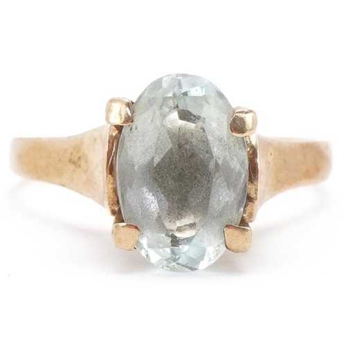 3282 - 9ct gold aquamarine solitaire ring, the aquamarine approximately 11.50mm x 7.50mm x 5.0mm deep, size... 