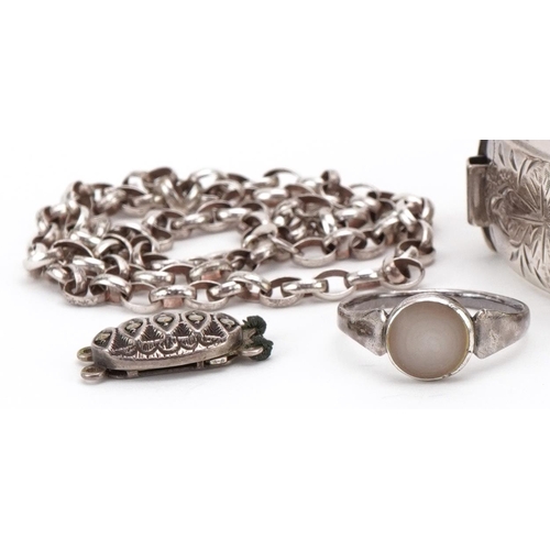 3326 - Vintage and later silver jewellery including a Victorian style hinged bangle, Belcher link necklace ... 