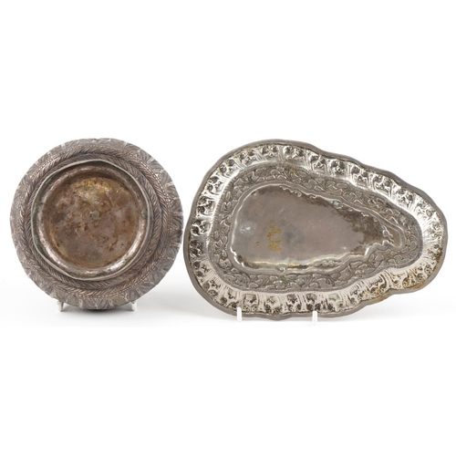 481 - An Indian .800 silver bowl with embossed decoration, 13cm in diameter, together with an Indian .800 ... 