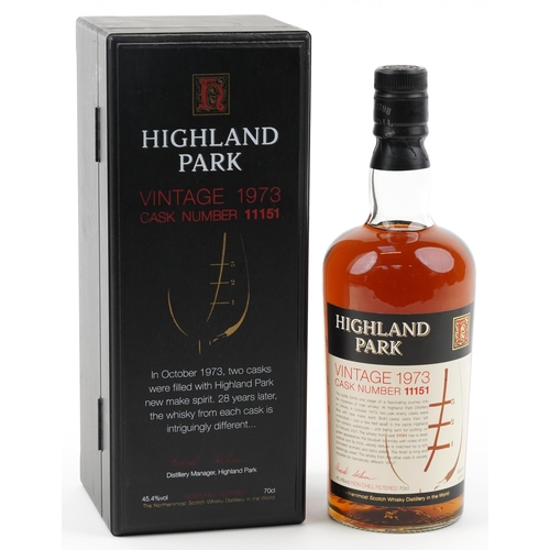 577 - Bottle of Highland Park 1973 vintage Scotch whisky with wooden box, cask number 11151, bottle number... 