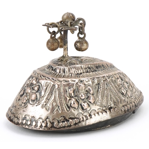 480 - An Indian .800 silver filigree dish, 15cm in diameter, together with an Indian .800 silver desk blot... 