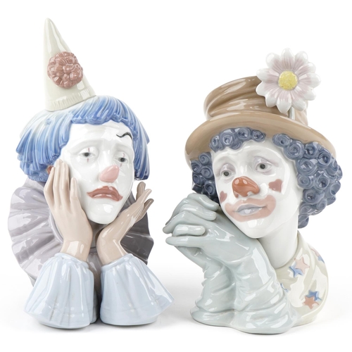 507 - Two large Lladro porcelain clown busts, one numbered 5542, the largest 31cm high