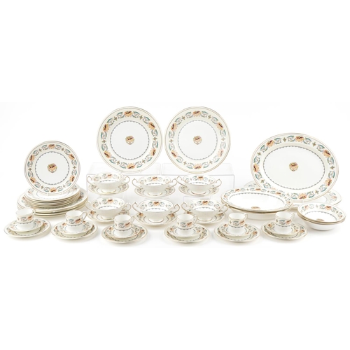 558 - Aynsley Banquet pattern part dinner service