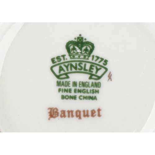 558 - Aynsley Banquet pattern part dinner service