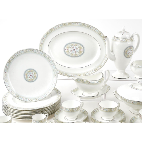 565 - Wedgwood Griffons pattern part dinner service.