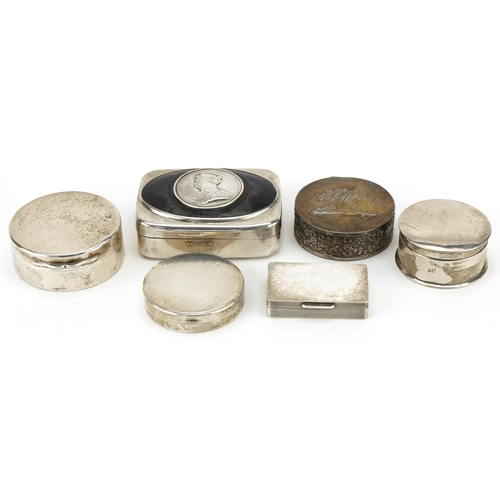 418 - Group of six silver boxes, four circular and two rectangular, the largest 7.5cm wide, overall weight... 