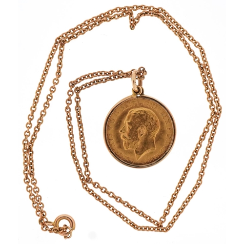 3006 - 1912 gold half sovereign mounted with a 9ct gold mount and chain, total weight 8.3g