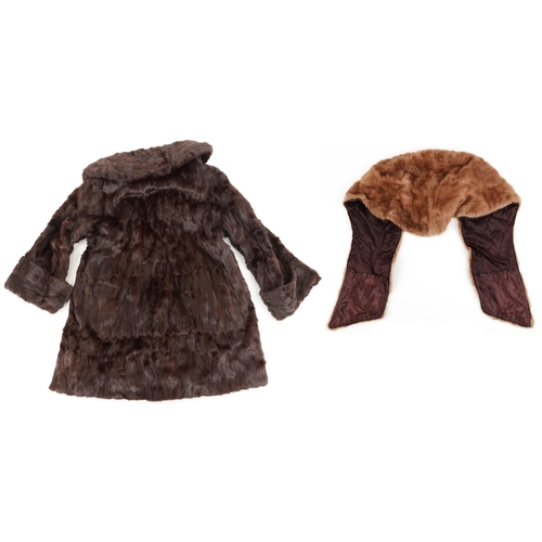 1442 - Early to mid 20th century brown mink three quarter length ladies jacket, 99cm in length, together wi... 