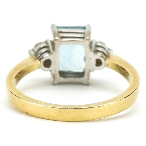 3002 - 18ct gold aquamarine and diamond three stone ring, the aquamarine approximately 7.65mm x 5.70mm x 4.... 