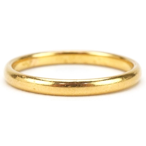 3067 - 22ct gold wedding band, Birmingham 1951, size O, 2.6g