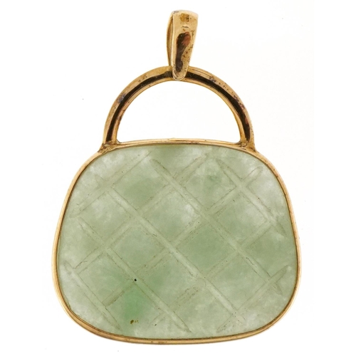 3186 - Chinese 9ct gold and green jade pendant in the form of a handbag, 3.4cm high, 4.9g