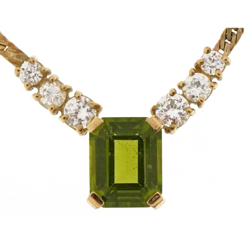 3009 - 9ct gold S link necklace set with green and clear stones, 40cm in length, 6.7g