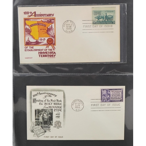 2256 - Blue ring-binder containing American 1945 commemorative covers including a cover of the atomic bomb ... 