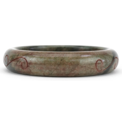 3240 - Chinese green jade bangle, 8cm in diameter, 66.8g