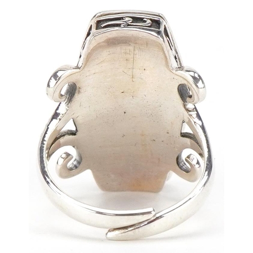 3321 - Silver coffin design ring with hinged lid, size M, 11.5g