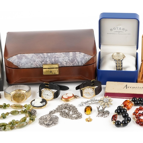 3387 - Vintage and later jewellery and jewellery boxes including jewelled brooches, cameo style brooches an... 