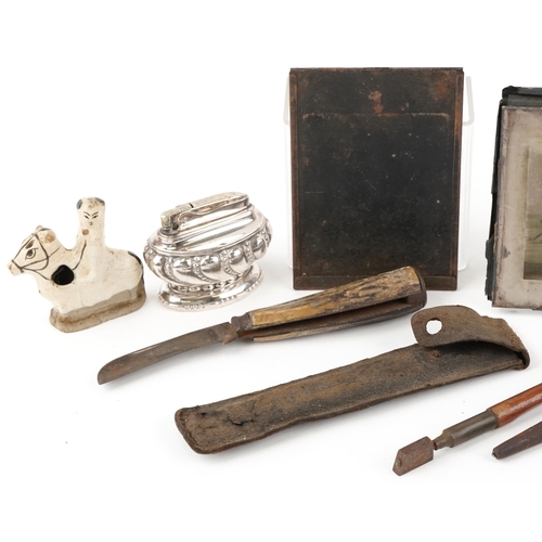 1153 - Small group of collector's items including a Ronson Crown table lighter, a horn handled folding penk... 