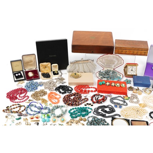 3398 - Collection of costume jewellery to include bracelets, necklaces and rings.