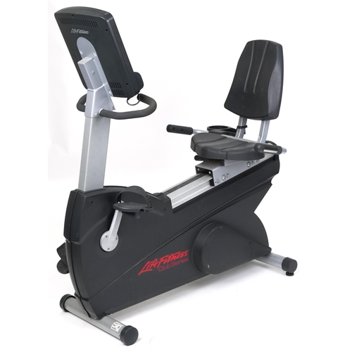 1115 - Life Fitness Club Series recumbent exercise bike, model CSLR, overall 140cm in length