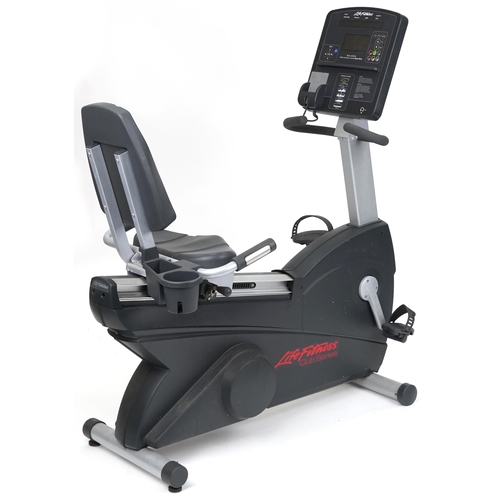 1115 - Life Fitness Club Series recumbent exercise bike, model CSLR, overall 140cm in length